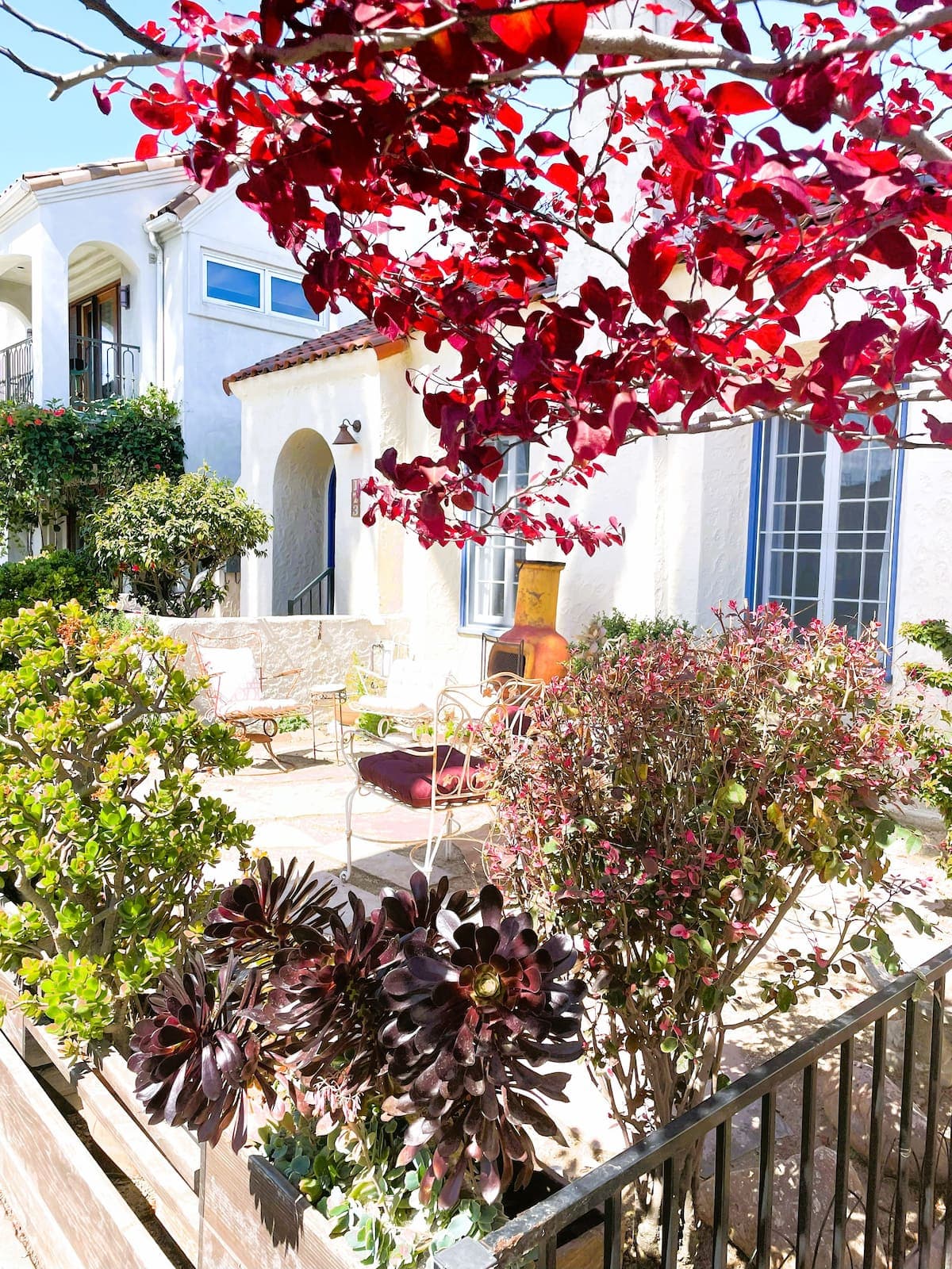 Sam's Beach House interior